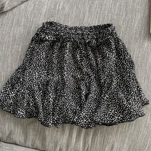 Boutique Ruffle Skirt - Sz M